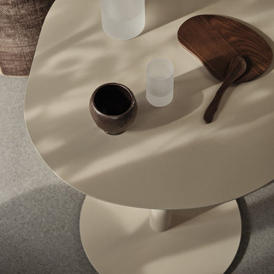 Pond Cafe Table detail #colour_cashmere