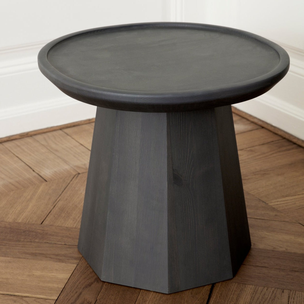 Normann Copenhagen Pine Table Small #colour_dark-grey
